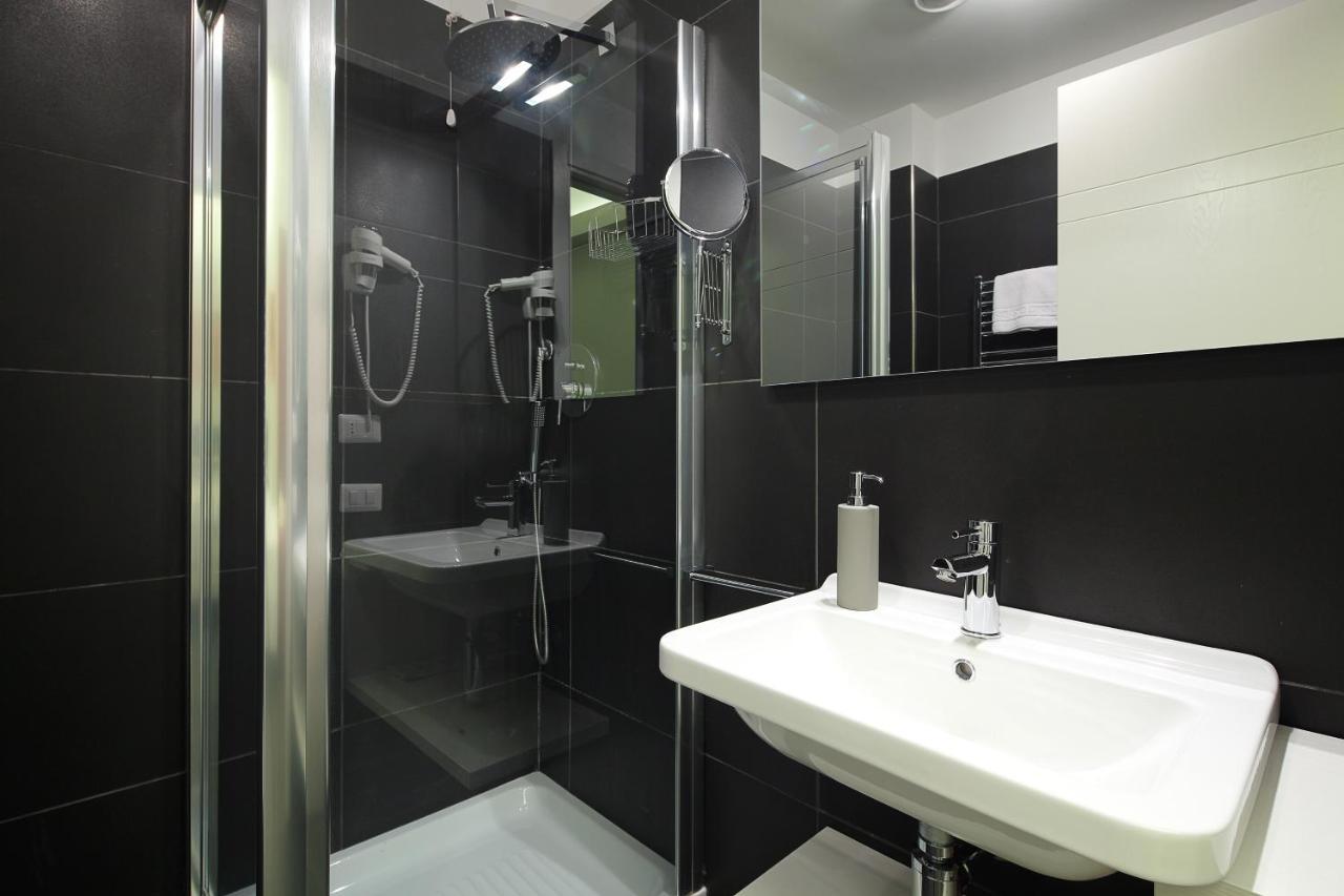 Nearhome Smart Suites Guest House Рим Экстерьер фото