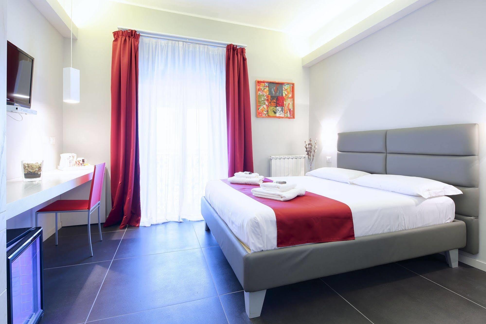 Nearhome Smart Suites Guest House Рим Экстерьер фото